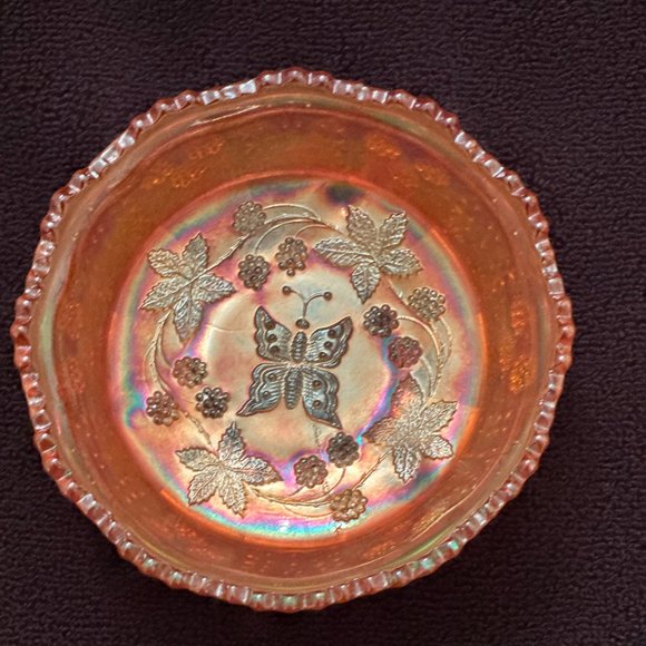 Vintage Fenton Carnival Glass "Butterfly And Berry" Footed Bowl - Picture 6 of 14